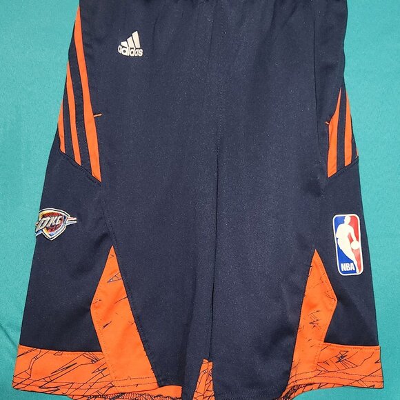 Kids Black/Orange OKC Thunder Shorts - Picture 1 of 2